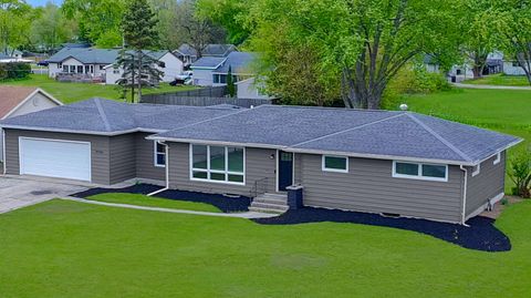 Photo of 35728 90th Pl, Randall, WI 53181 (MLS # 1962699)