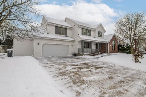 Photo of 2217 Deer Path, Waukesha, WI 53189 (MLS # 1948102)