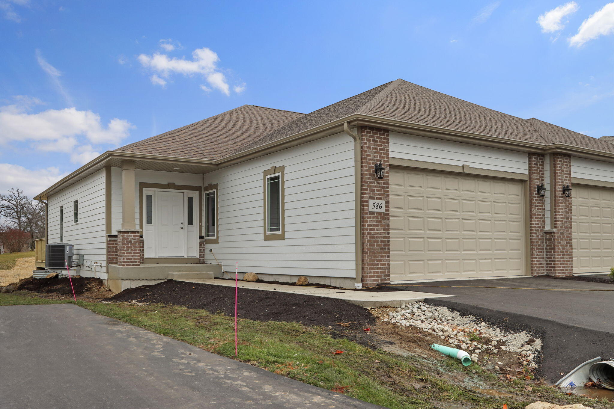 Twin Lakes, Wisconsin 53181, United States, 2 Bedrooms Bedrooms, ,2 BathroomsBathrooms,Residential,Active,233302