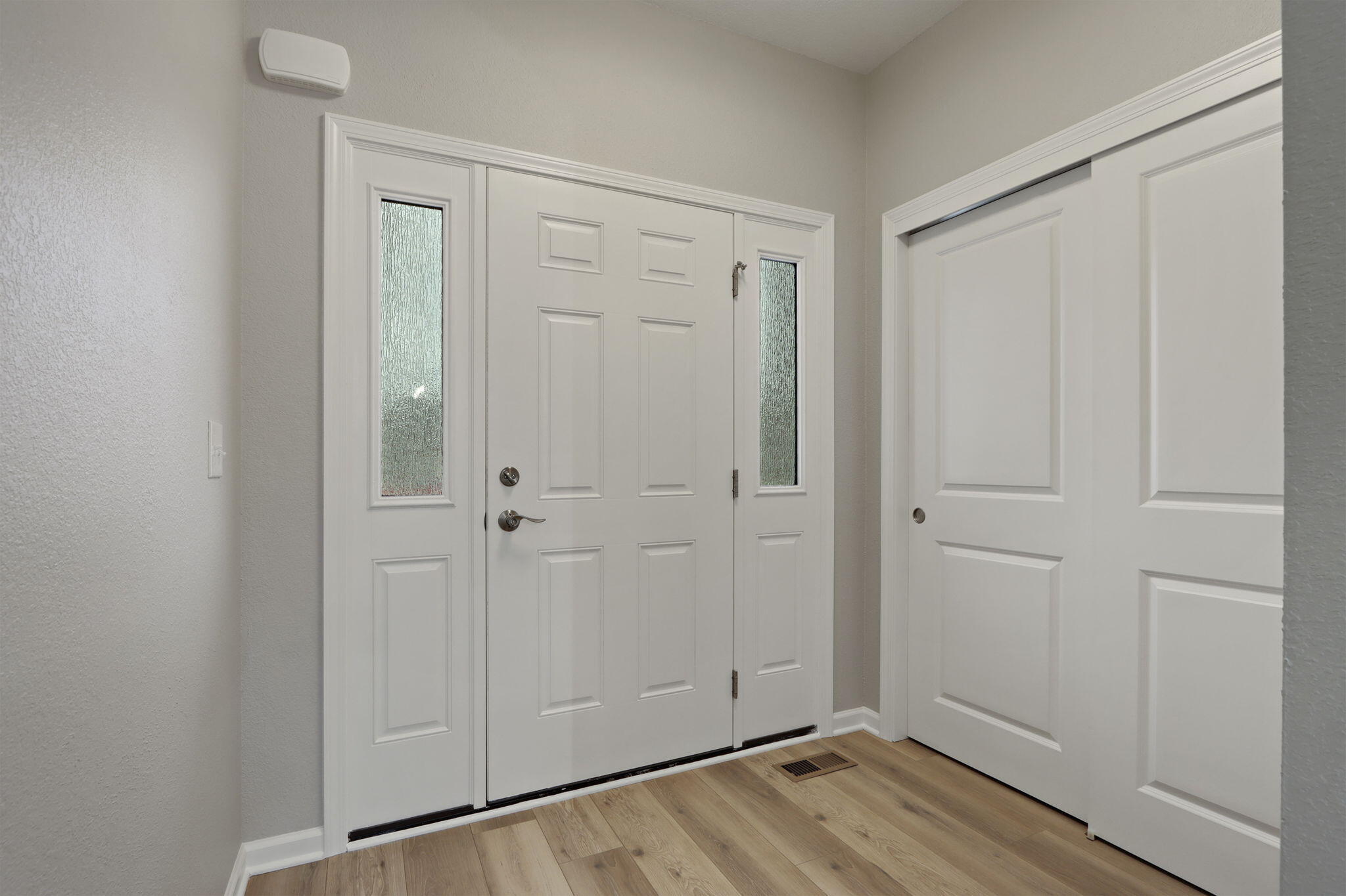 Twin Lakes, Wisconsin 53181, United States, 2 Bedrooms Bedrooms, ,2 BathroomsBathrooms,Residential,Active,233302