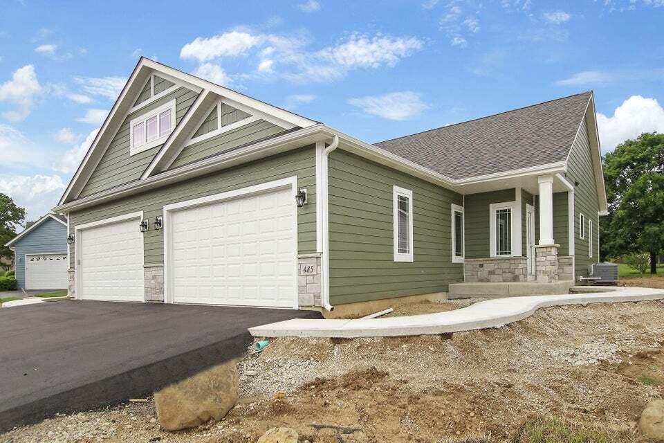 Twin Lakes, Wisconsin 53181, United States, 2 Bedrooms Bedrooms, ,2 BathroomsBathrooms,Residential,Active,233302