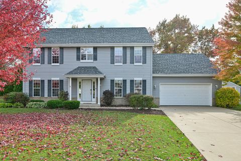 Photo of 8851 W Silverwood Ct, Franklin, WI 53132 (MLS # 1940734)