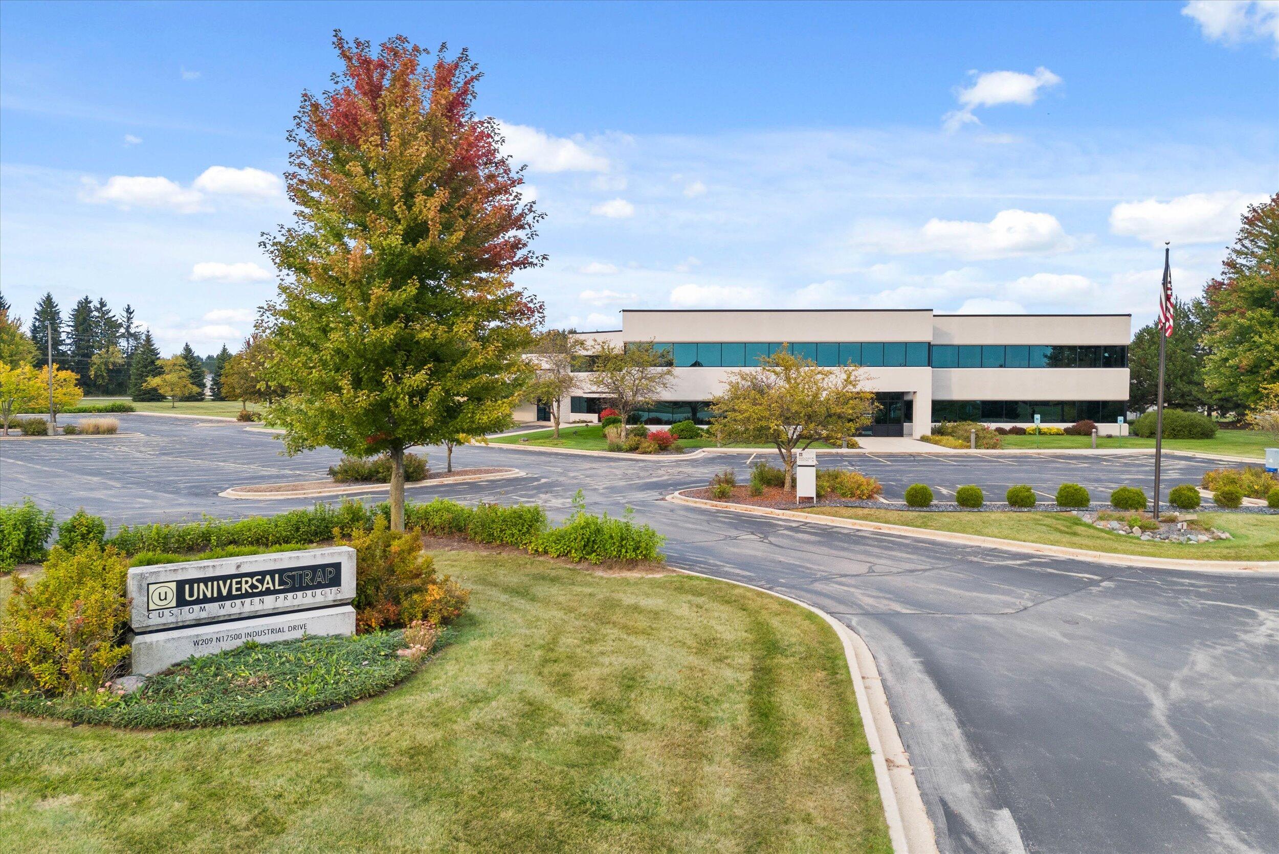 W209N17500 Industrial Dr