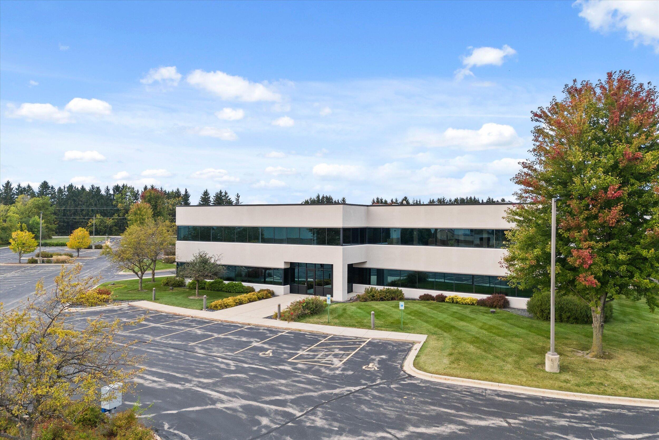 W209N17500 Industrial Dr