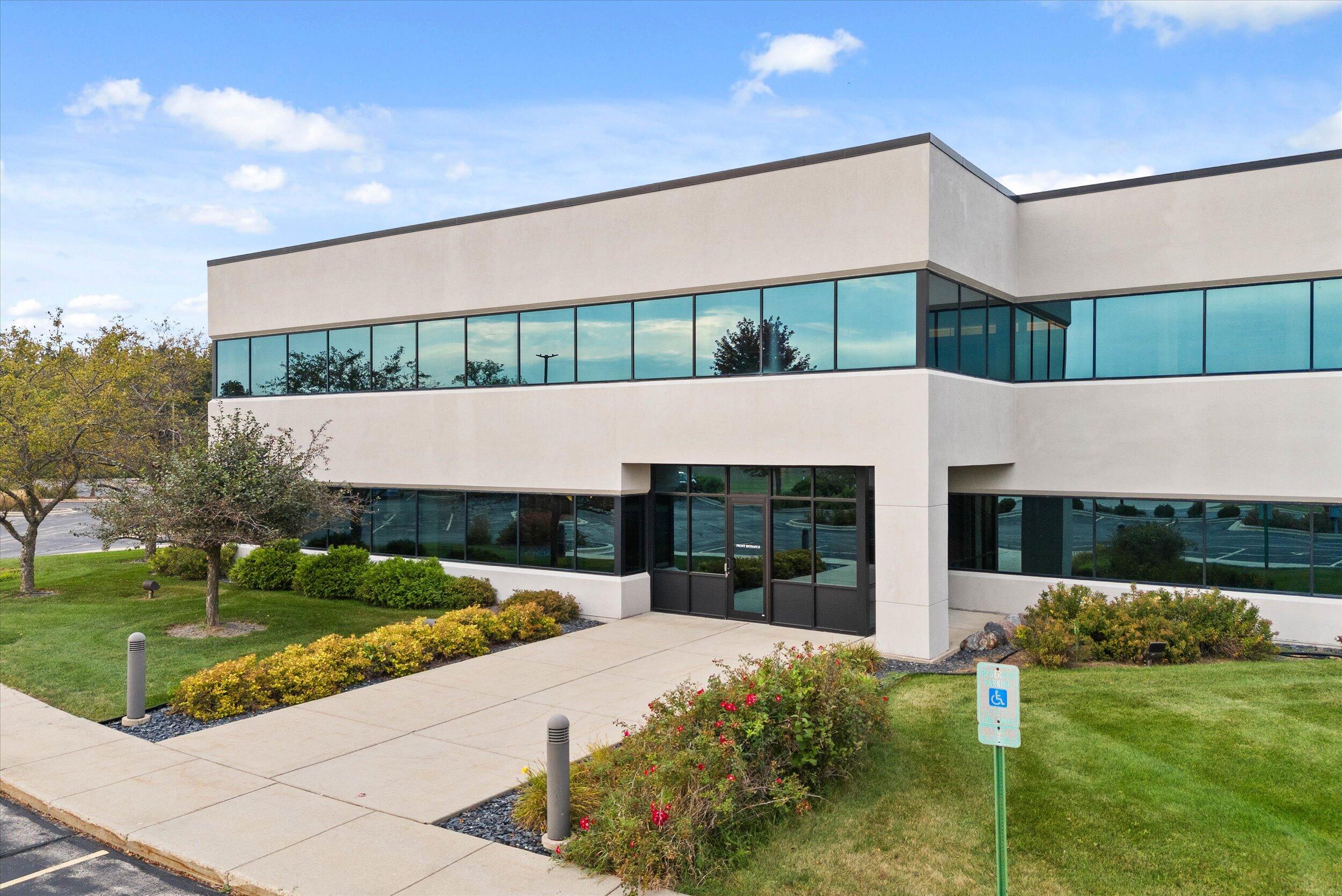 W209N17500 Industrial Dr