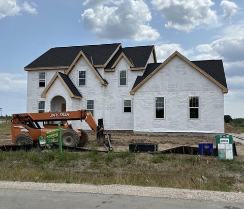 Photo of 9333 W Cob Dr, Mequon, WI 53097 (MLS # 1971952)