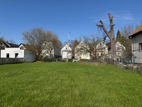 Photo of 2837 N Hubbard St, Milwaukee, WI 53212 (MLS # 1960598)