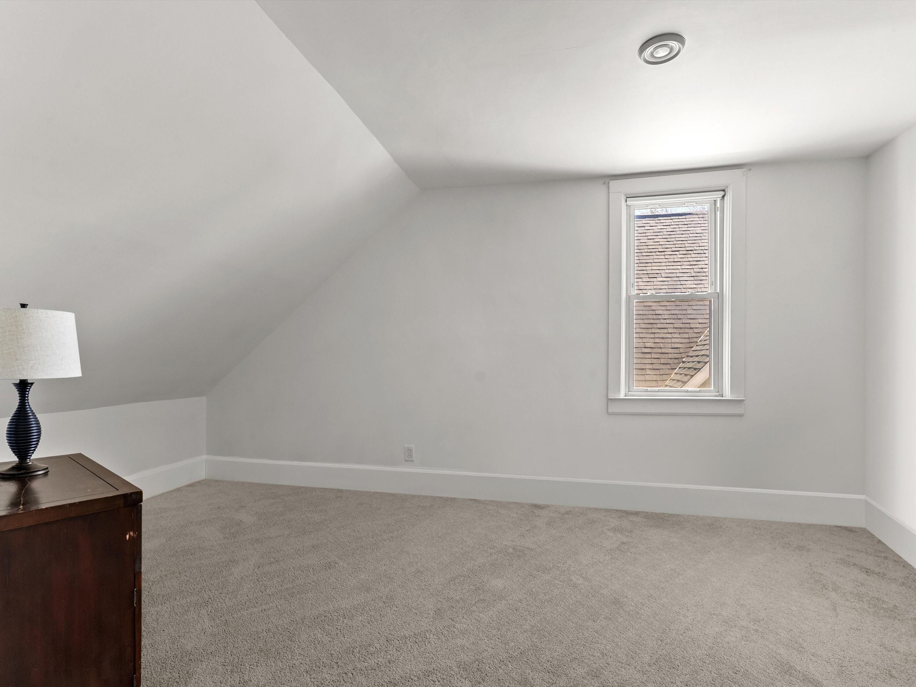 Two Rivers, Wisconsin 54241, United States, 4 Bedrooms Bedrooms, ,4 BathroomsBathrooms,Residential,Active,124949