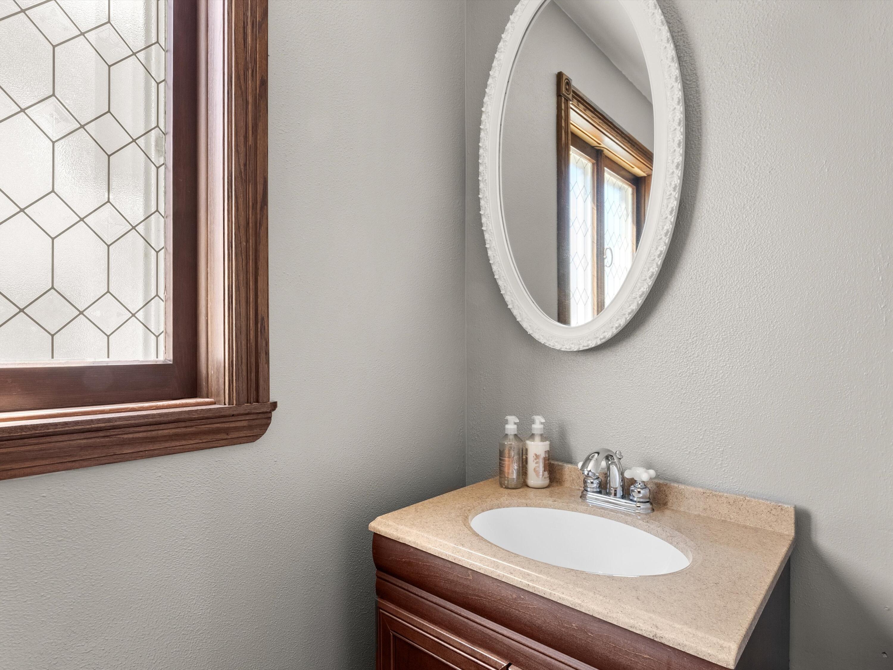 Two Rivers, Wisconsin 54241, United States, 4 Bedrooms Bedrooms, ,4 BathroomsBathrooms,Residential,Active,124949