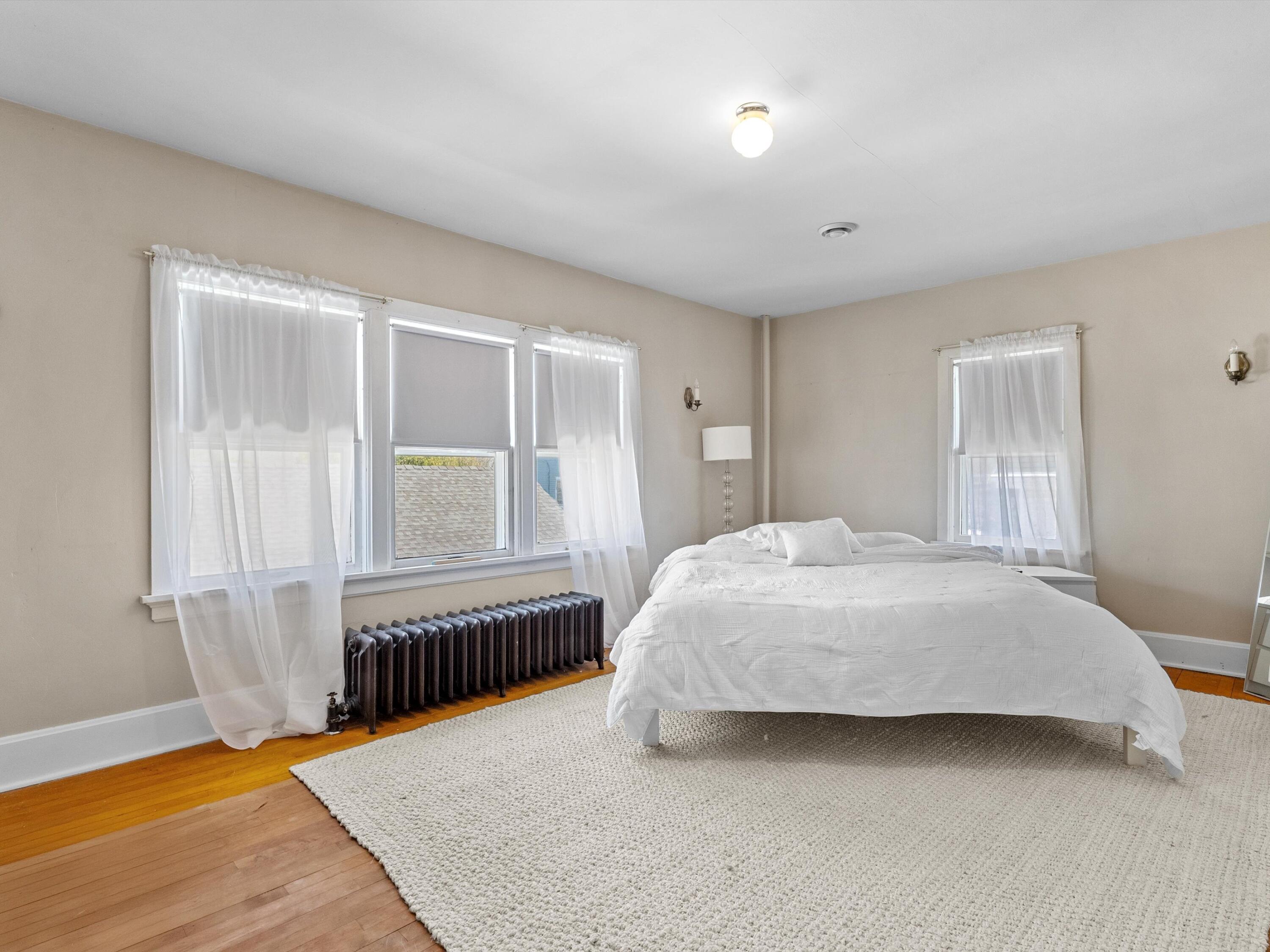 Two Rivers, Wisconsin 54241, United States, 4 Bedrooms Bedrooms, ,4 BathroomsBathrooms,Residential,Active,124949