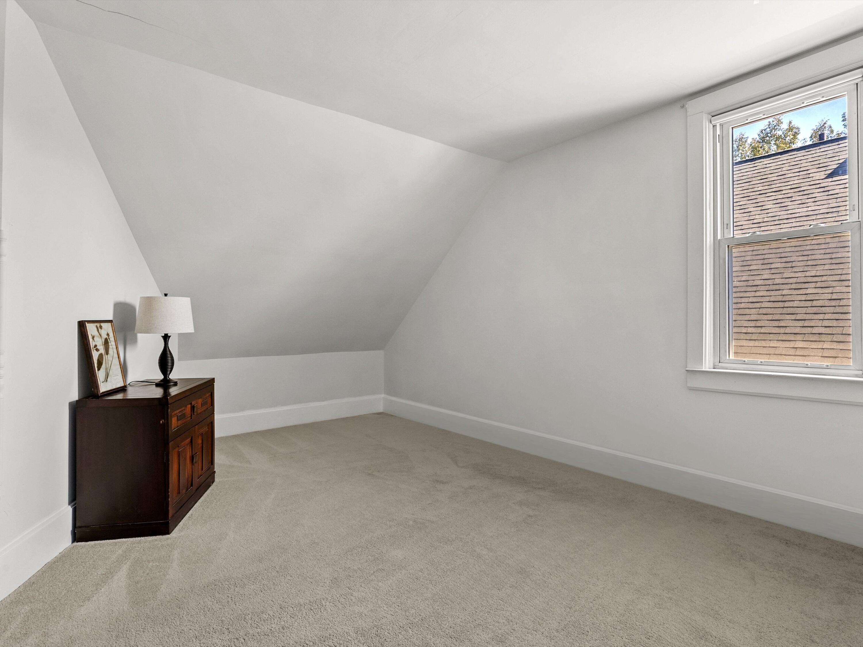 Two Rivers, Wisconsin 54241, United States, 4 Bedrooms Bedrooms, ,4 BathroomsBathrooms,Residential,Active,124949