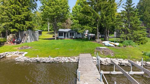 Photo of N4969 Spearhead Trl, Hubbard, WI 53039 (MLS # 1963567)