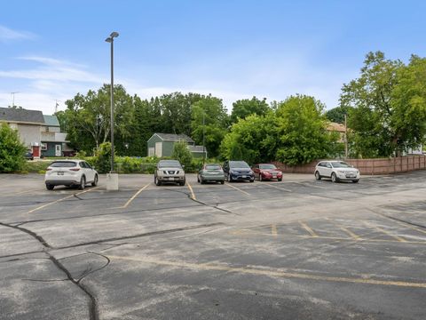 Photo of 920 State St, Manitowoc, WI 54220 (MLS # 1955962)