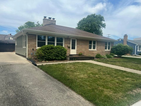 Photo of 7850 21st Ave, Kenosha, WI 53143 (MLS # 1966039)