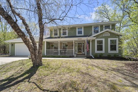 Photo of N53W14291 Invery Dr, Menomonee Falls, WI 53051 (MLS # 1925339)