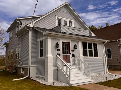 Photo of 6201 25th Ave, Kenosha, WI 53143 (MLS # 1962160)