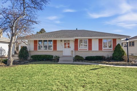Photo of 7106 N 37th St, Milwaukee, WI 53209 (MLS # 1953262)