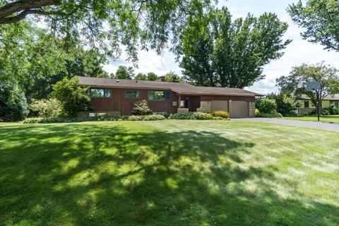 Photo of W4939 Hoeth St, La Crosse, WI 54601 (MLS # 1973178)