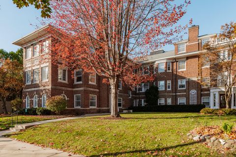 Photo of 3123 N Marietta Ave, Milwaukee, WI 53211 (MLS # 1942586)