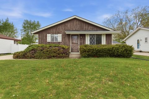 Photo of 6185 S Merrill Ave, Cudahy, WI 53110 (MLS # 1961984)