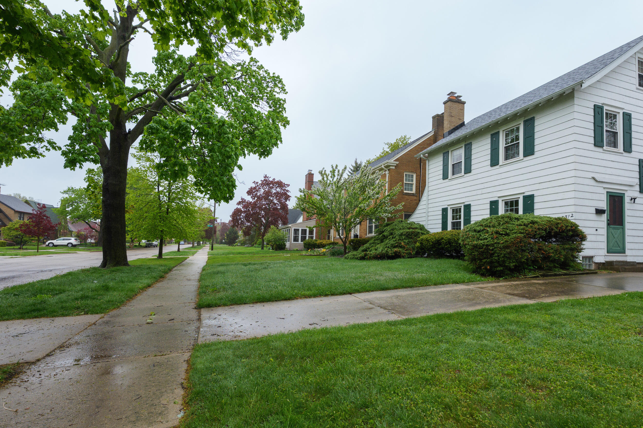 Kenosha, Wisconsin 53143, United States, 3 Bedrooms Bedrooms, ,1 BathroomBathrooms,Residential,Active,141530