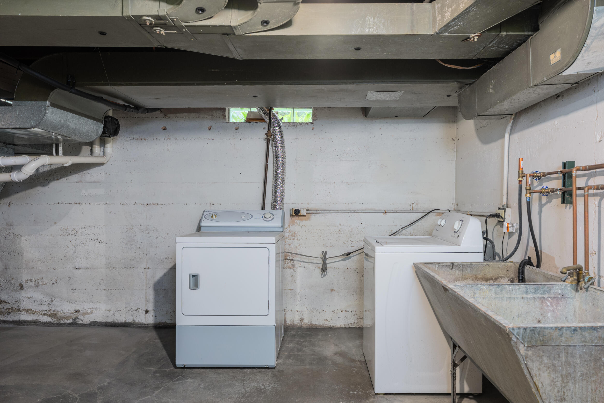 Kenosha, Wisconsin 53143, United States, 3 Bedrooms Bedrooms, ,1 BathroomBathrooms,Residential,Active,141530