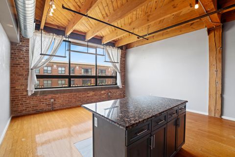 Photo of 234 E Reservoir Ave, Milwaukee, WI 53212 (MLS # 1937556)