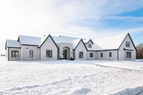 Photo of 1829 W Mill Rd, Jackson, WI 53037 (MLS # 1947206)