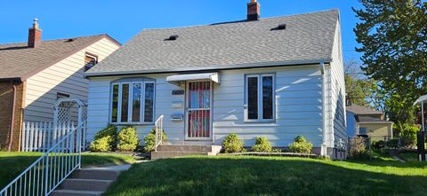 Photo of 3655 E Lunham Ave, Cudahy, WI 53110 (MLS # 1962608)