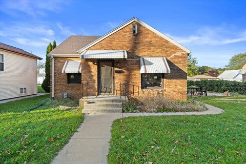 Photo of 3734 E Grange Ave, Cudahy, WI 53110 (MLS # 1986508)
