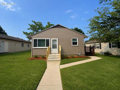 Photo of 8208 W Keefe Ave, Milwaukee, WI 53222 (MLS # 1975150)