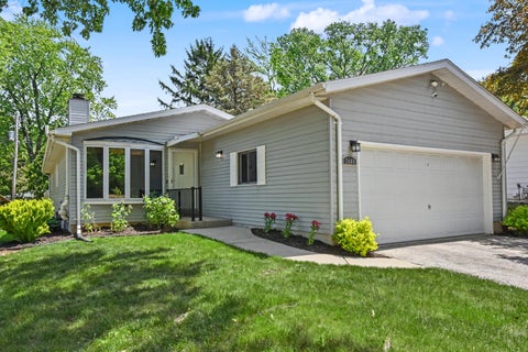 Photo of 3444 N Mayfair Rd, Wauwatosa, WI 53222 (MLS # 1964278)