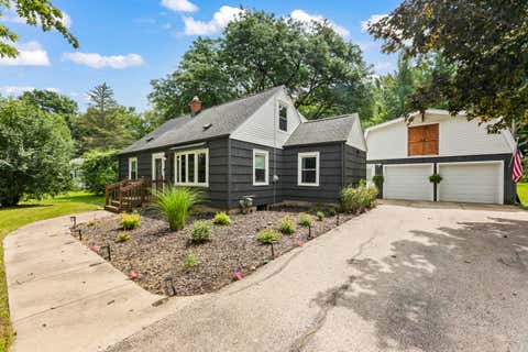 Photo of 16845 Judith Ln, Brookfield, WI 53005 (MLS # 1977489)