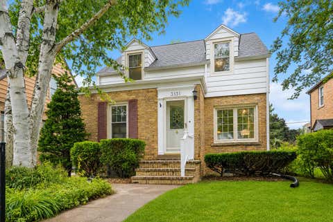 Photo of 3131 E Crawford Ave, Saint Francis, WI 53235 (MLS # 1977941)
