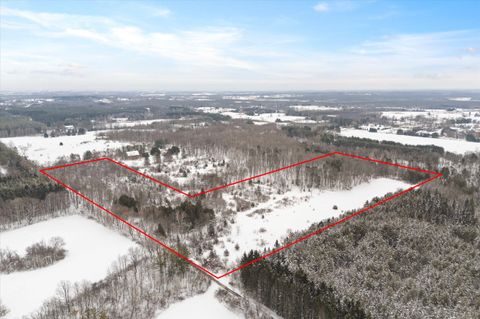 Photo of Lt3 Blue Goose Rd, Saukville, WI 53095 (MLS # 1945347)