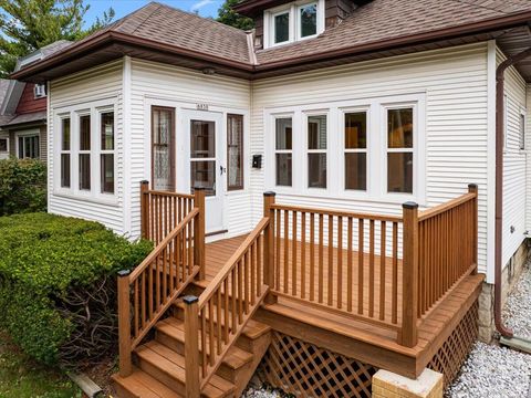 Photo of 6830 Kinsman St, Wauwatosa, WI 53213 (MLS # 1936675)