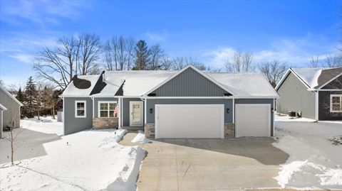 Photo of 110 River Ct, Theresa, WI 53091 (MLS # 1948887)
