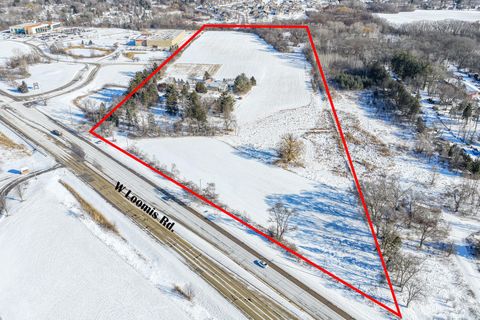 Photo of 10525 W Loomis Rd, Franklin, WI 53132 (MLS # 1947935)
