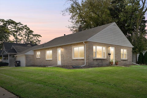 Photo of 4001 Olive St, Racine, WI 53405 (MLS # 1986592)