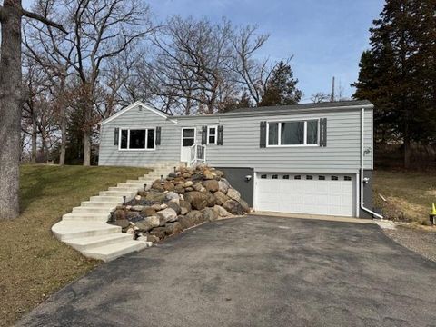 Photo of 33908 Cattail Dr, Burlington, WI 53105 (MLS # 1955463)