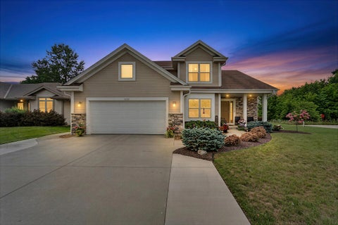 Photo of 10421 Prairie Crossing Dr, Caledonia, WI 53126 (MLS # 1979870)