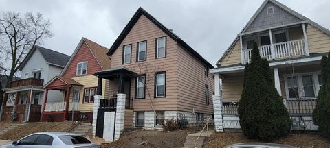 Photo of 3053 N Holton St, Milwaukee, WI 53212 (MLS # 1906773)