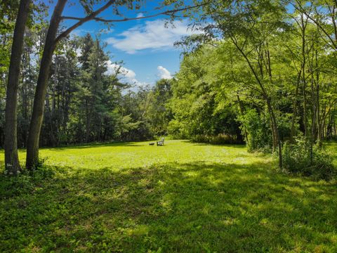 Photo of Lt1 Hidden Lake Rd, Mequon, WI 53092 (MLS # 1905386)