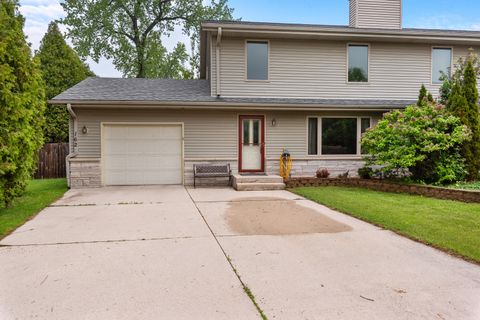 Photo of 162 Bley Pkwy, Port Washington, WI 53074 (MLS # 1920528)