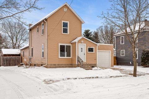 Photo of 200 Grove St, Sparta, WI 54656 (MLS # 1948253)