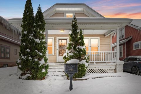 Photo of 2410 Geneva St, Racine, WI 53402 (MLS # 1946372)