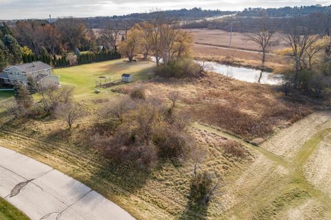 Photo of Lt15 Fieldhack Dr, Pewaukee, WI 53072 (MLS # 1950938)