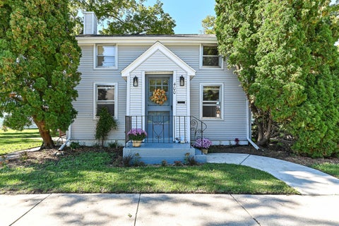 Photo of 400 S 3rd St, Waterford, WI 53185 (MLS # 1983473)