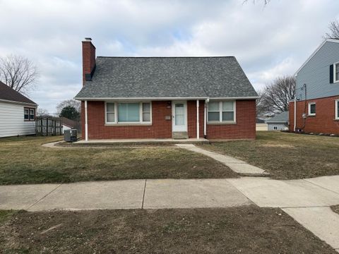 Photo of 3235 N 95th St, Milwaukee, WI 53222 (MLS # 1952002)