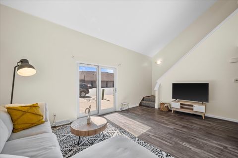 Photo of 4259 W College Ave, Franklin, WI 53221 (MLS # 1919480)